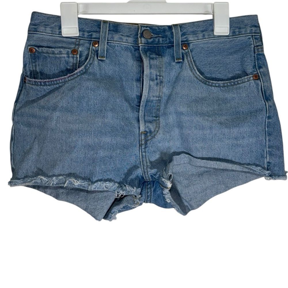 Levi’s Medium Wash Mid Rise Denim Shorts